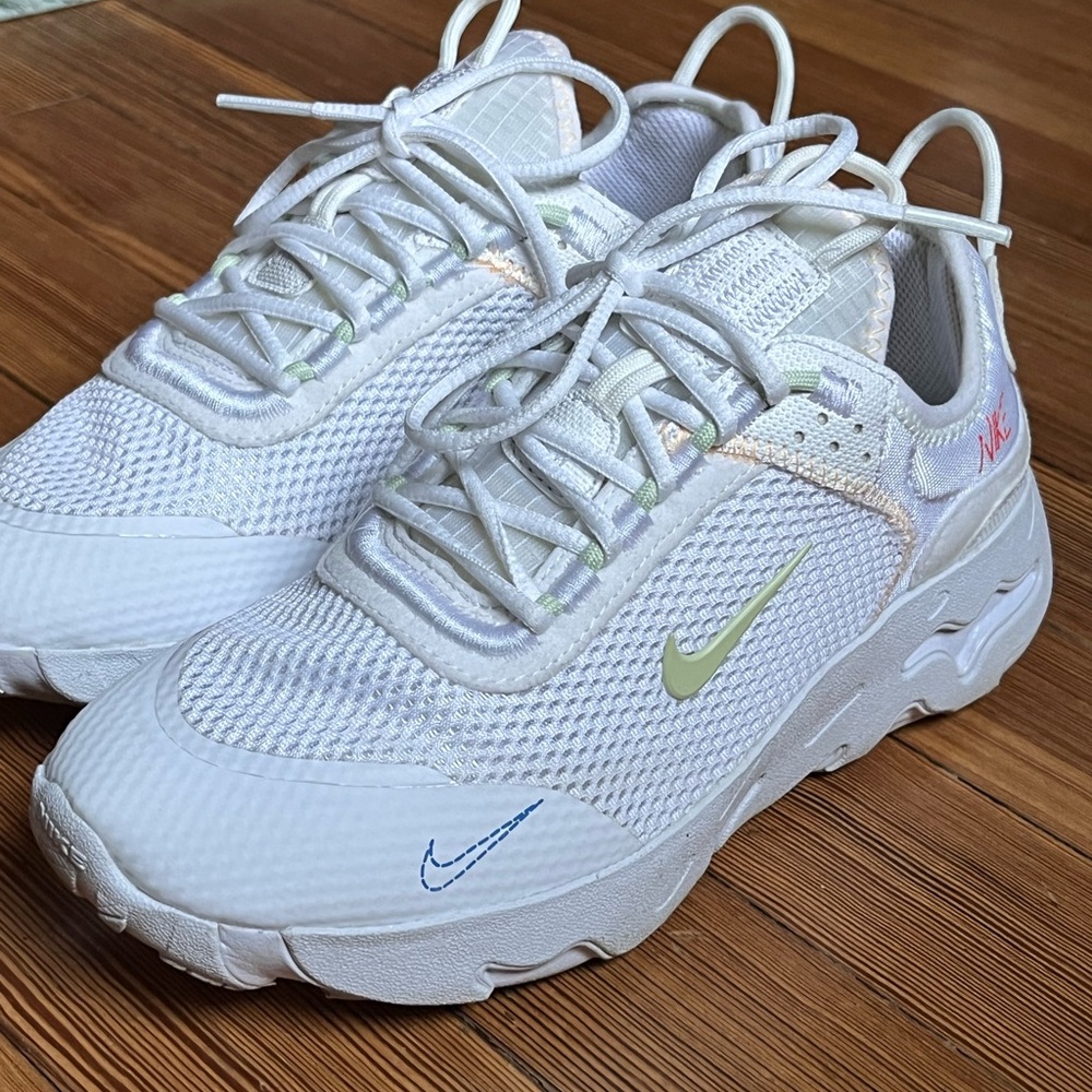Nike React White Sneakers, excellent condition